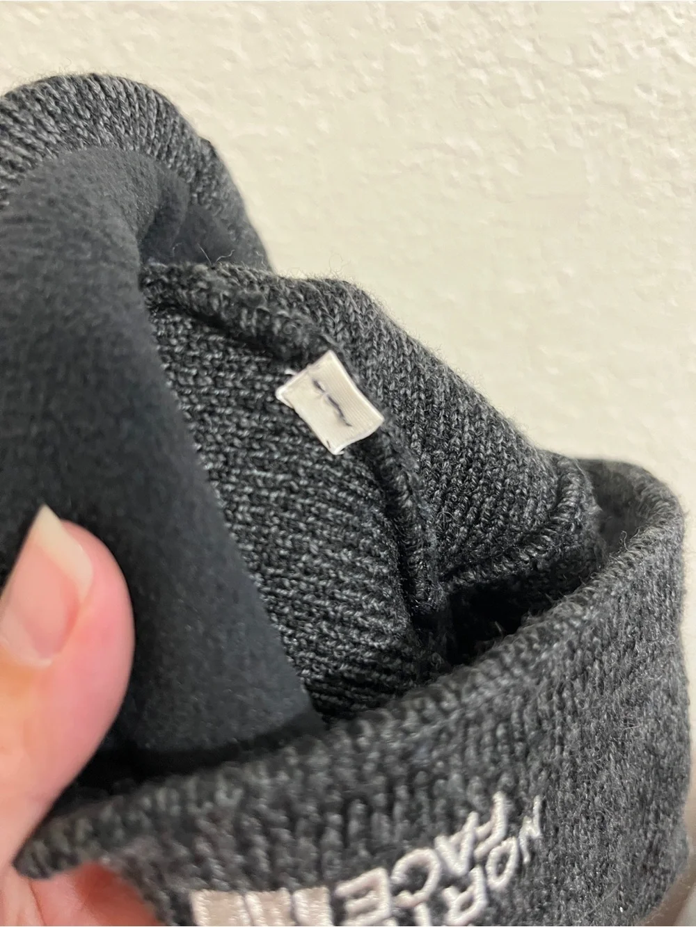 The North Face Unisex Wool Blend Beanie Hat Charcoal Gray Black